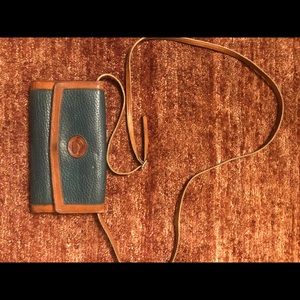 Vintage Dooney & Bourke wallet crossbody